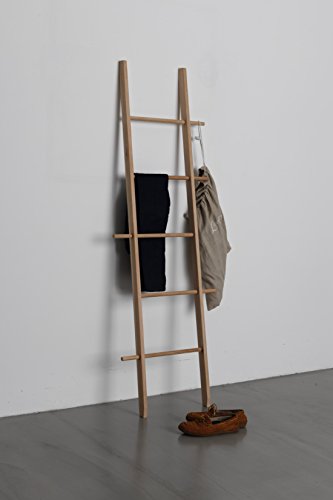 Tidyboy Kleiderleiter aus Eiche Natur, Kleiderständer Holz, Handtuchleiter & Handtuchhalter Modern aus Massivholz, Designer Holzleiter auch als Dekoleiter; Herrendiener; Stummer Diener H 178cm; B 47cm