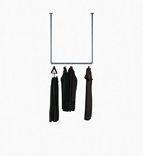 Kleiderständer im Vintage Style